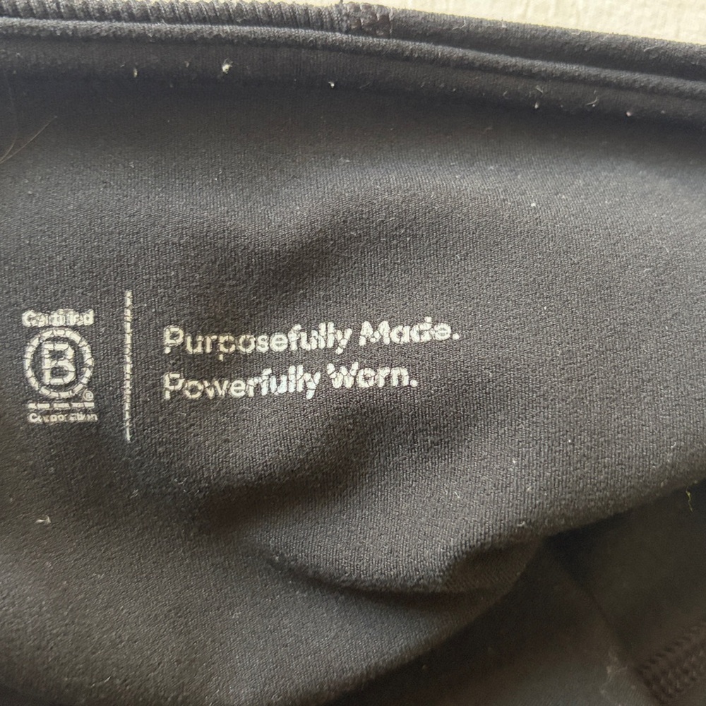 Athleta Black Shorts sz Large - Picture 6 of 9